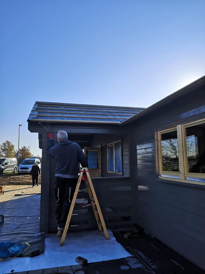 Außen und Innen gearbeitet